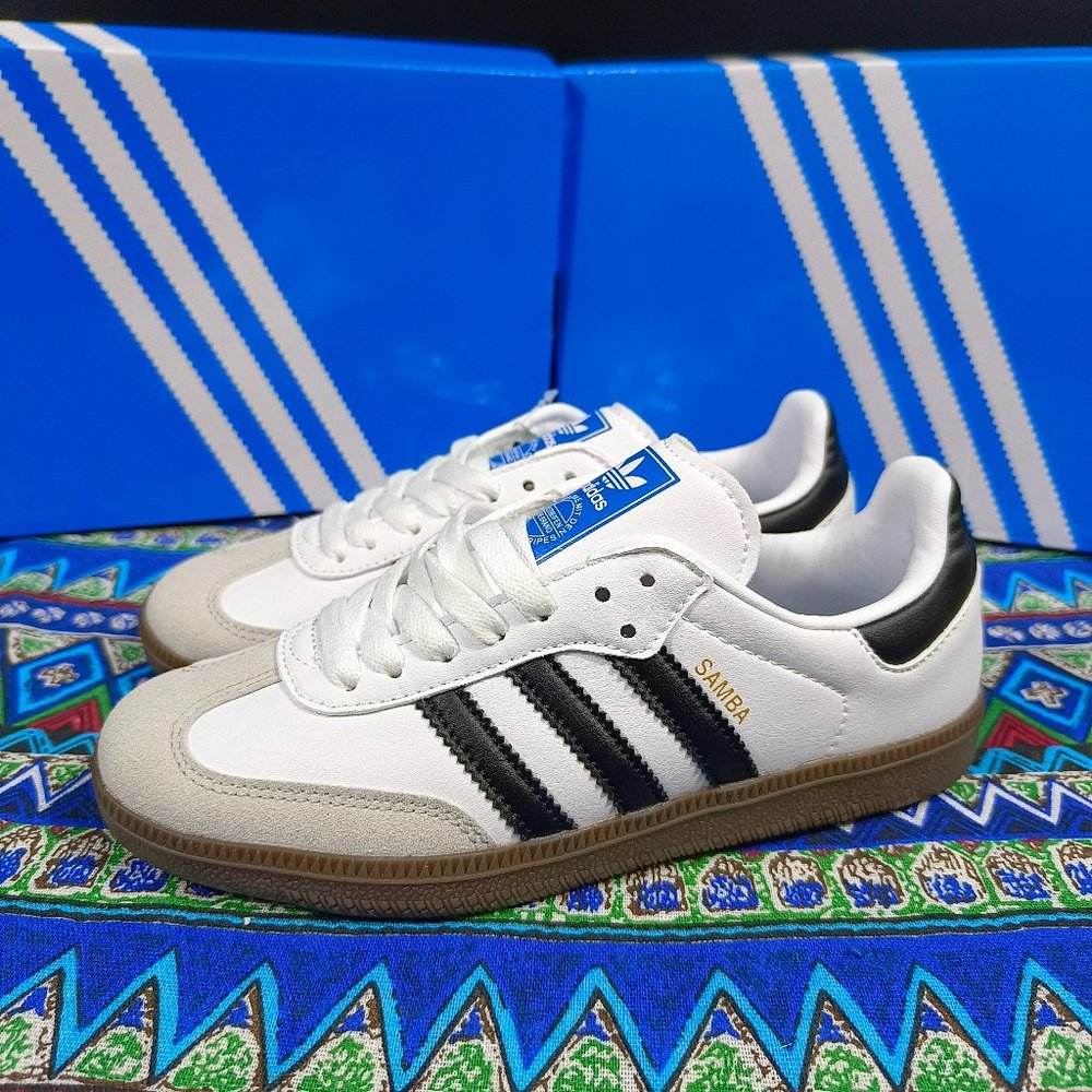 Adidas Samba 39 (women’s 7.5) OG Leather Retro Sneakers White Black New in Box